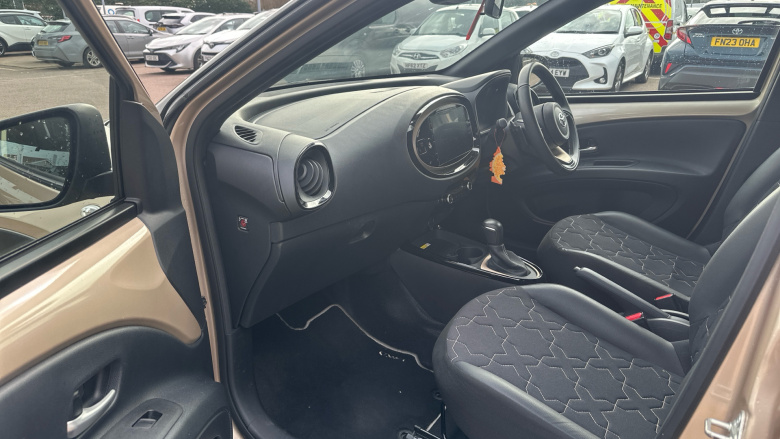 Toyota Aygo X 1.0 VVT-i Exclusive 5dr Auto Petrol Hatchback